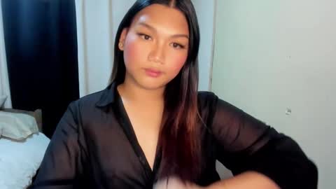 Snapshot of louheart chatting on 11-10-25, 01:15 Sweet online show from 11-10-25, 01:15