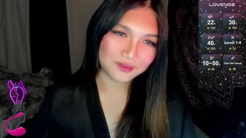 Snapshot of louheart chatting on 11-19-25, 05:24 Sweet online show from 11-19-25, 05:24