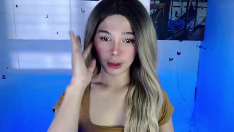 louilalicious online show from 02-17-25, 01:47