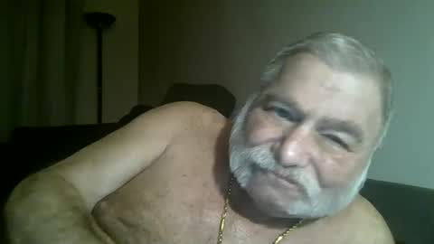 louis_chokdee online show from 12-15-24, 04:15