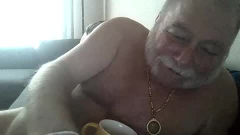louis_chokdee online show from 09-15-25, 04:07