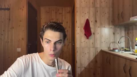 Mark online show from 10-17-25, 02:15