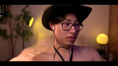 Louis online show from 10-21-25, 02:01