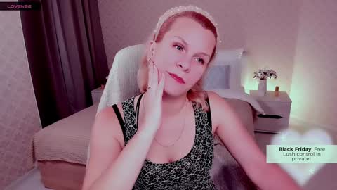 Louisa online show from 12-08-24, 02:52