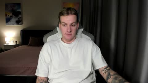 Louis  online show from 12-26-24, 09:26