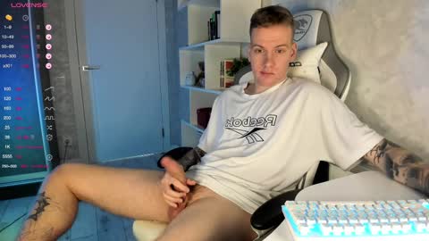 Louis  online show from 02-16-25, 07:38