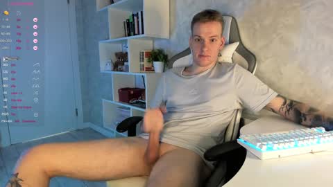 Louis  online show from 02-26-25, 05:17