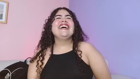 Snapshot of lourdes_moon22 chatting on 10-14-25, 12:50 lourdes_moon22 online show from 10-14-25, 12:50