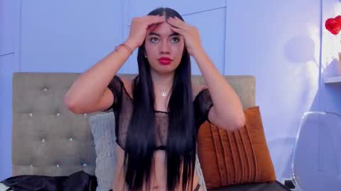 Louren Fox online show from 10-18-25, 11:44