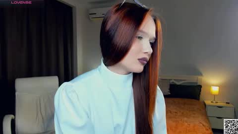 Brook and Del online show from 10-28-25, 05:15