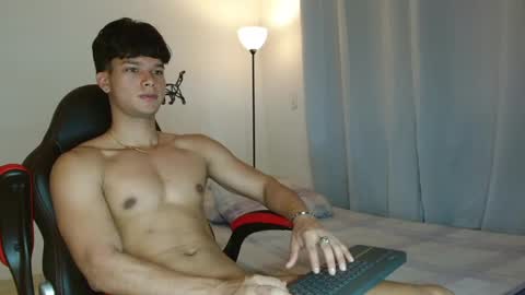 Snapshot of loushd chatting on 12-15-24, 08:15 Lous HD online show from 12-15-24, 08:15