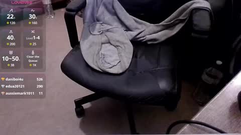 Snapshot of lovbo8 chatting on 01-06-25, 10:58 lovbo8 online show from 01-06-25, 10:58