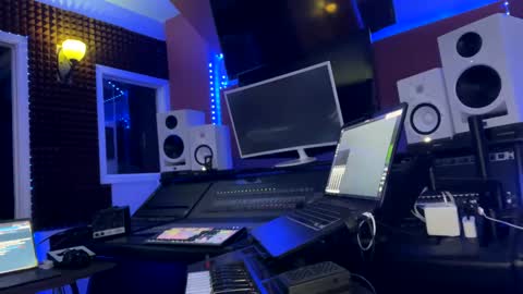 Prynce online show from 03-09-25, 05:28