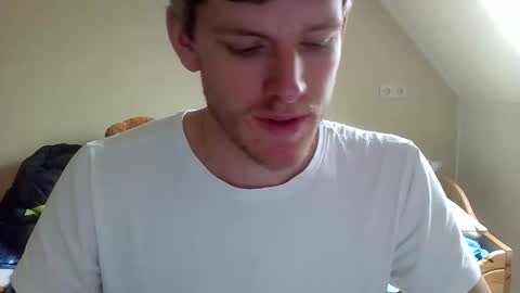 Snapshot of love_bert chatting on 10-12-25, 12:15 Love bert online show from 10-12-25, 12:15