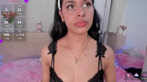 Snapshot of love_cameron chatting on 11-13-25, 04:44 Cam online show from 11-13-25, 04:44