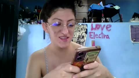 love_electra online show from 01-19-26, 04:33
