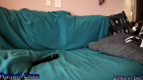 Snapshot of love_raquel_xo chatting on 01-05-25, 06:13 Raquel Love online show from 01-05-25, 06:13