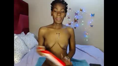 love_sparkle online show from 10-24-25, 03:08