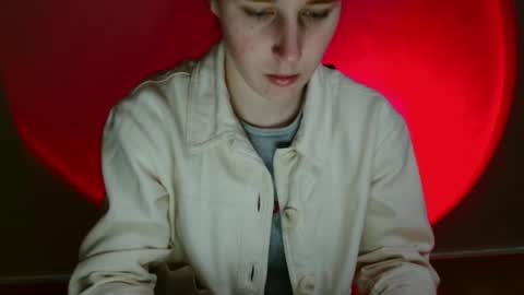 Snapshot of love_vivian chatting on 01-12-26, 12:10 Vivian online show from 01-12-26, 12:10