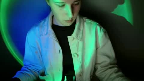 Snapshot of love_vivian chatting on 02-04-26, 11:05 Vivian online show from 02-04-26, 11:05