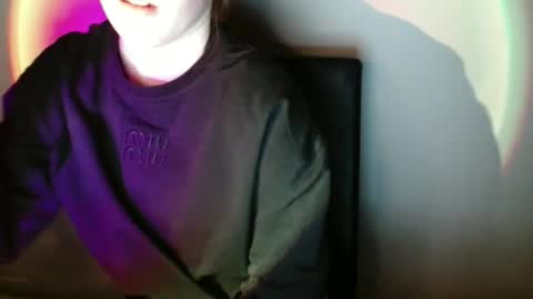 Snapshot of love_vivian chatting on 02-06-26, 01:14 Vivian online show from 02-06-26, 01:14