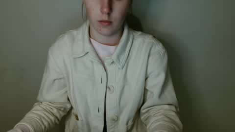 Snapshot of love_vivian chatting on 02-10-26, 12:09 Vivian online show from 02-10-26, 12:09