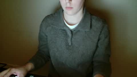 Snapshot of love_vivian chatting on 02-16-26, 11:06 Vivian online show from 02-16-26, 11:06