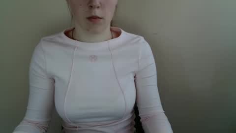 Snapshot of love_vivian chatting on 03-03-26, 12:11 Vivian online show from 03-03-26, 12:11