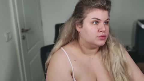 Ally online show from 11-05-25, 06:24