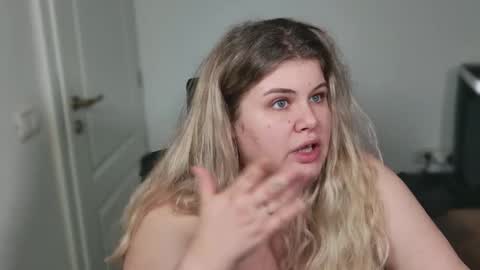 Ally online show from 11-11-25, 07:41