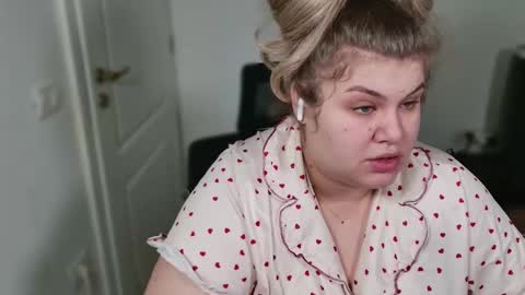 Ally online show from 01-08-26, 06:16