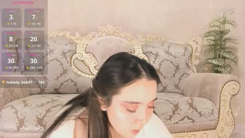 Amaya online show from 10-17-25, 04:42