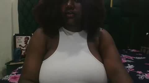 mila online show from 10-31-25, 11:39