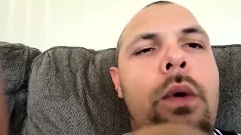 lovecurve_ online show from 10-21-25, 08:31