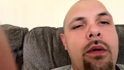 lovecurve_ online show from 11-26-25, 09:27