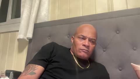 Snapshot of loved19 chatting on 01-15-26, 01:10 loved19 online show from 01-15-26, 01:10