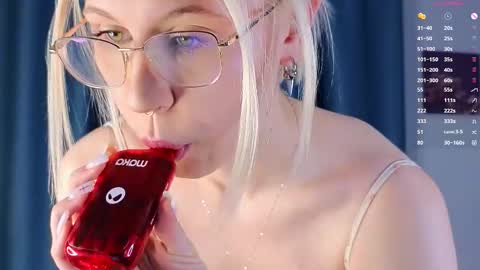 God like girl Ann online show from 11-19-25, 05:35