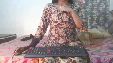 Divya online show from 01-01-25, 01:04