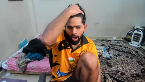 Snapshot of lovehairyindian chatting on 01-27-25, 10:38 Indian hairy online show from 01-27-25, 10:38