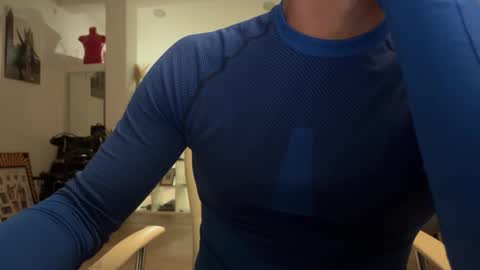 Snapshot of loveisperfect chatting on 11-16-25, 05:46 Loveisperfect online show from 11-16-25, 05:46