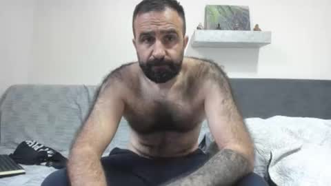 Snapshot of loveivat80 chatting on 10-26-25, 05:46 loveivat80 online show from 10-26-25, 05:46