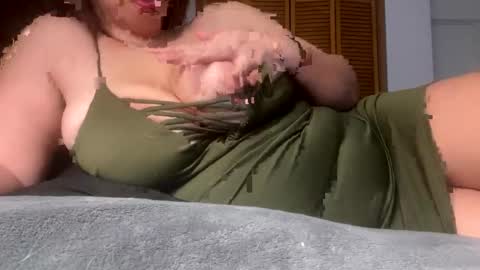 Snapshot of lovelace390 chatting on 01-08-25, 12:05 Amber online show from 01-08-25, 12:05