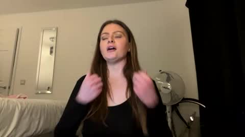 LoveLavender  online show from 01-20-25, 02:01