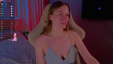 Laura online show from 12-09-24, 04:37