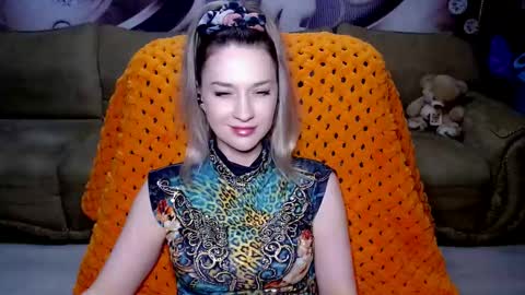 private open online show from 12-22-24, 06:26