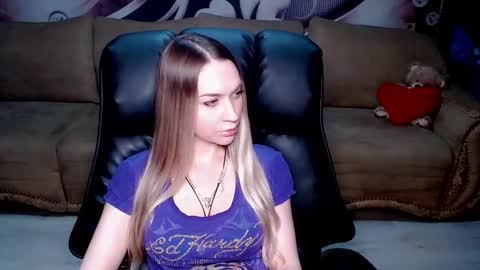 private open online show from 12-03-25, 04:16