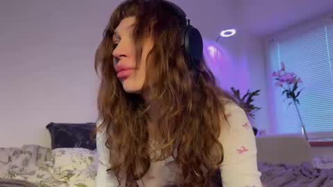 Elsa online show from 12-03-25, 10:57