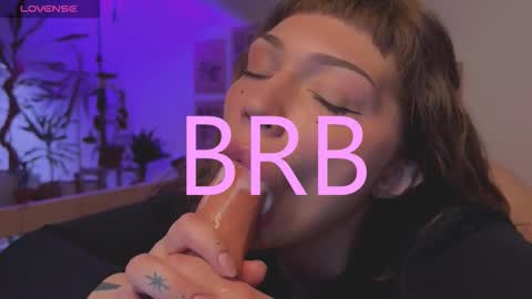 Elsa online show from 12-20-25, 05:36