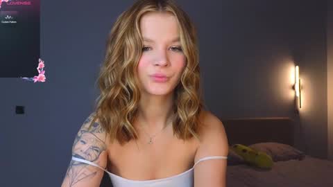 Jenny online show from 12-23-24, 11:49