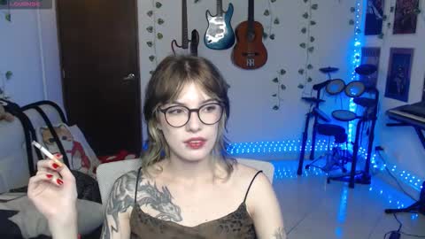 Cassie online show from 11-25-25, 06:57
